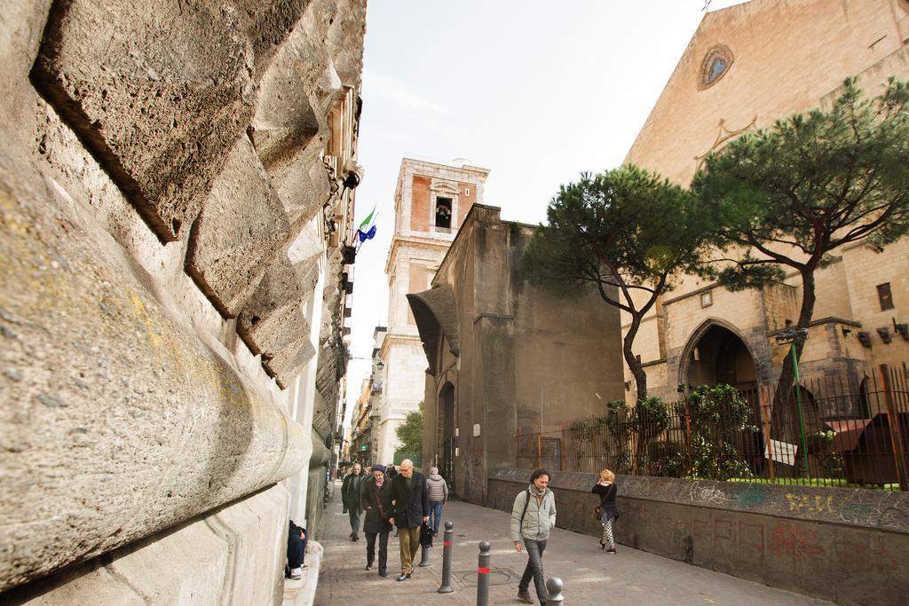 Santa Chiara Apartment *